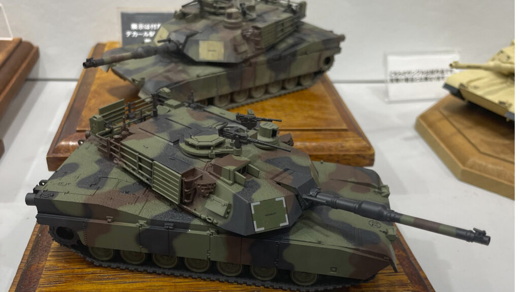 「アーセニア64」シリーズからは「M1A2エイブラムス（NATO迷彩）」