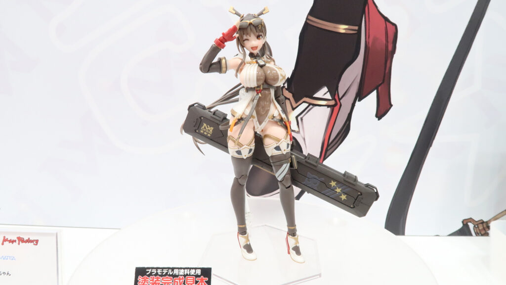 イラストレーターのトリダモノ氏デザインの「MXちゃん」のPLAMATEA