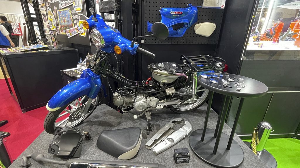 スーパーカブの実車展示