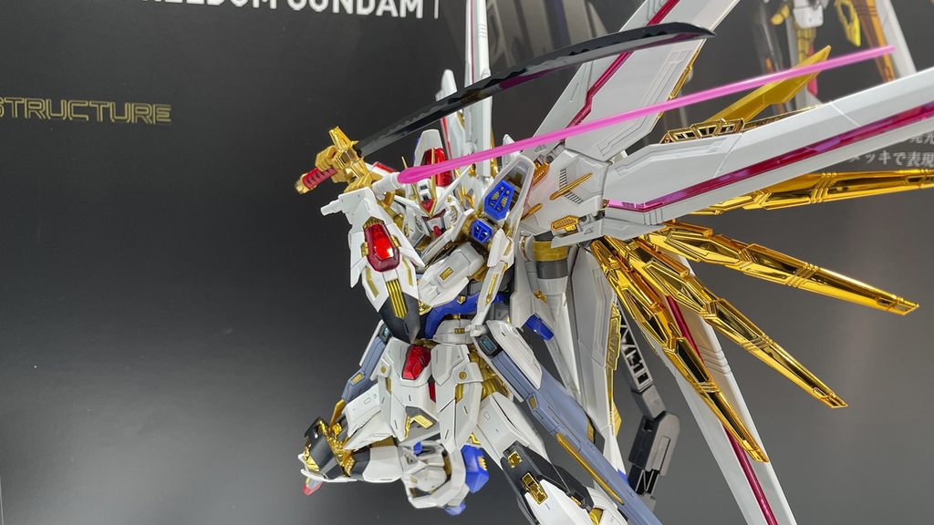 『機動戦士ガンダムSEED FREEDOM』のマイティーストライクフリーダムガンダム画像②